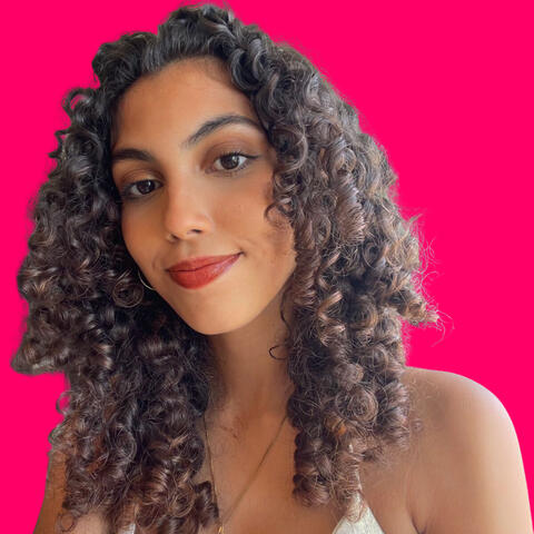Eduarda Soares: roteiro, edição e montagem.